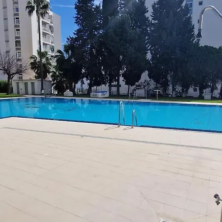 2 Bed - Stunning Views Apartment *